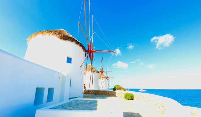 Windmills_Mykonos_Greece.jpg