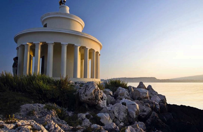 Kefalonia holidays to Lixouri.jpg