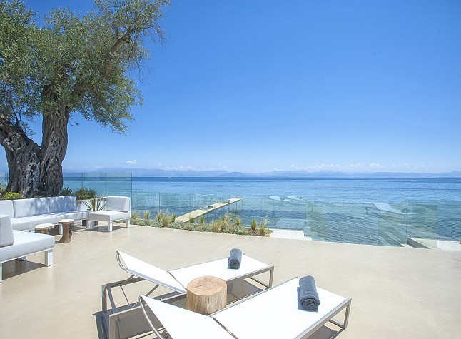 Haute Living Deck.jpg
