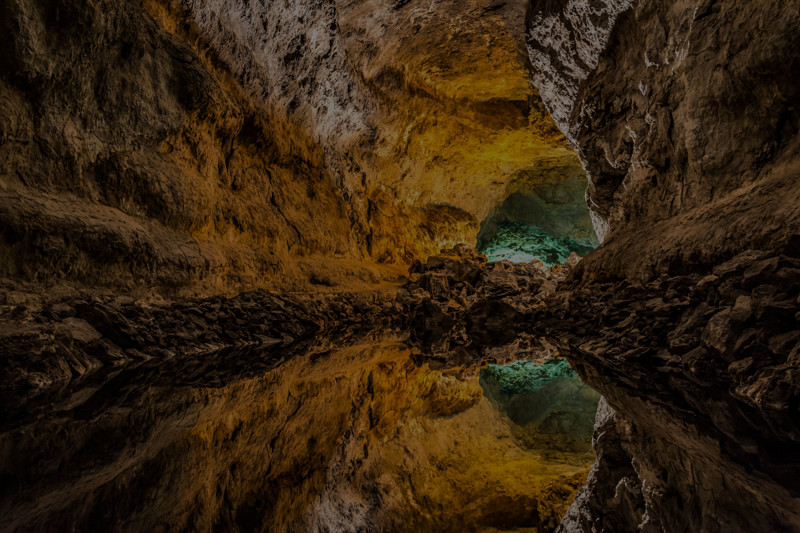lanzarote-cueva-de-los-verdes-lava-tube.jpg (1)