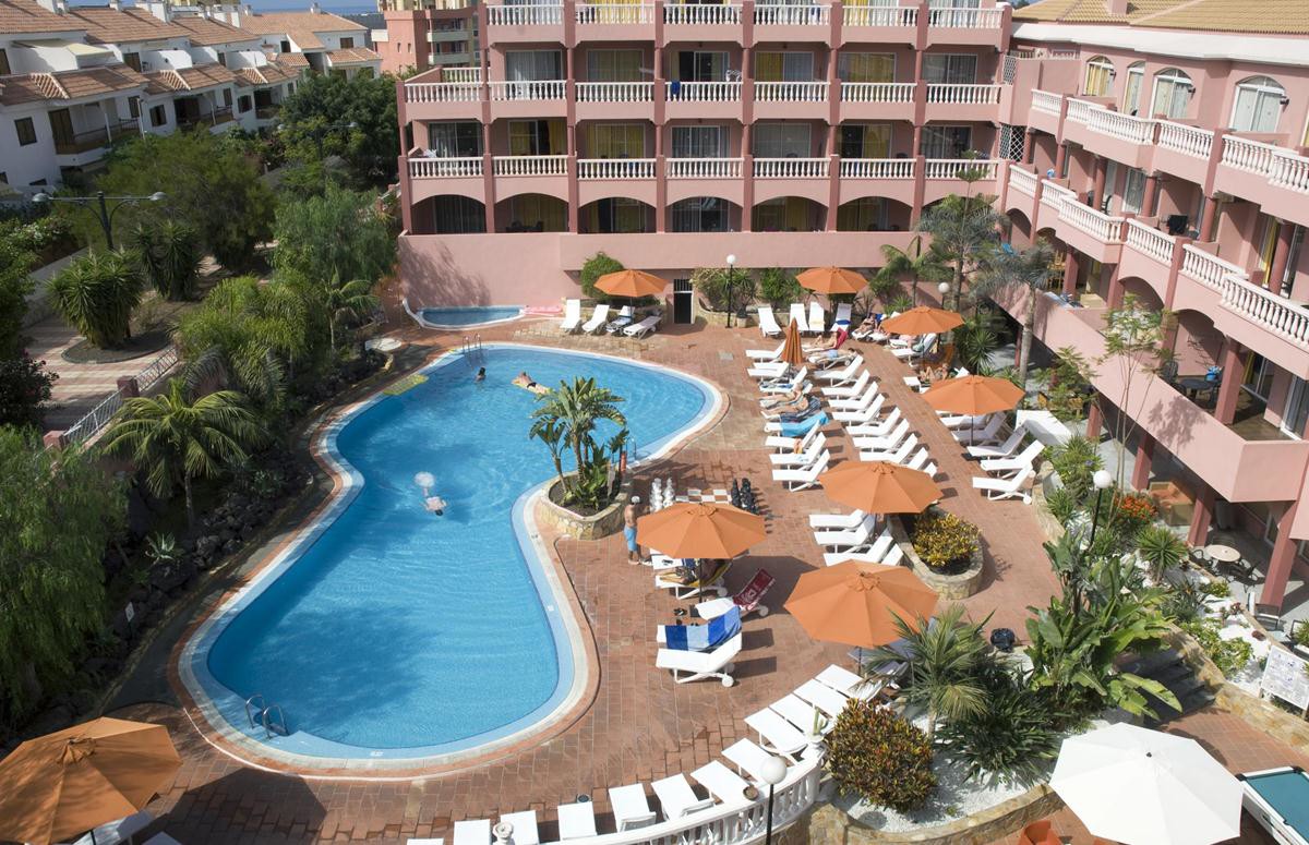 Outdoor pool at Marola Park, Playa de las Americas, Tenerife