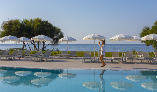 The Ivi Mare Pool