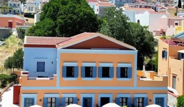 Exterior of Tiaxarchis Apartment